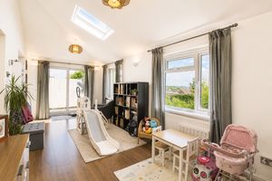 Sitting Room- click for photo gallery